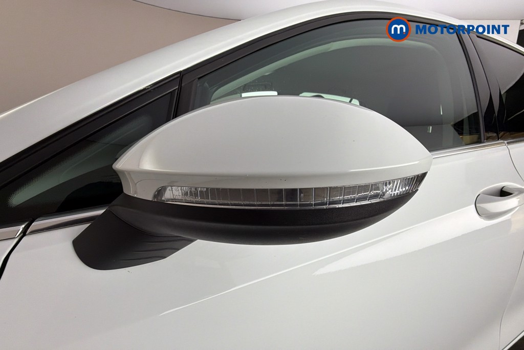 Volkswagen Golf Style Edition Manual Petrol Hatchback - Stock Number (1617964) - 43rd supplementary image