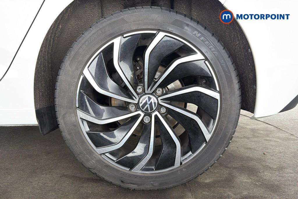 Volkswagen Golf Style Edition Manual Petrol Hatchback - Stock Number (1617964) - 48th supplementary image