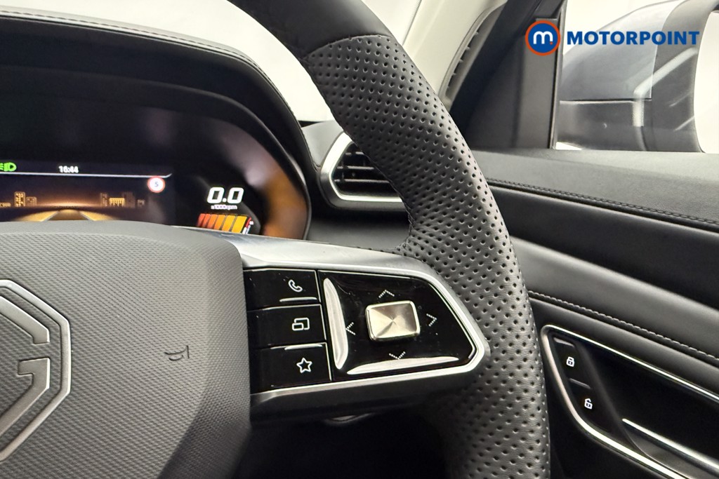 Mg Motor Uk ZS Trophy Automatic Petrol-Electric Hybrid SUV - Stock Number (1618004) - 8th supplementary image