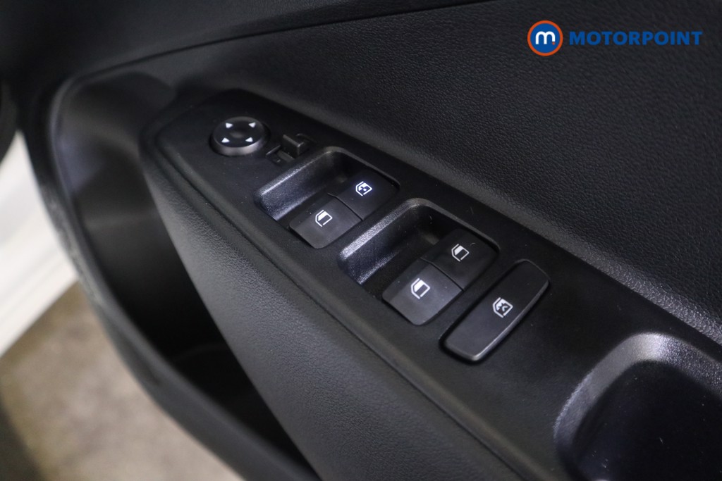 Hyundai I10 Advance Automatic Petrol Hatchback - Stock Number (1618060) - 12th supplementary image