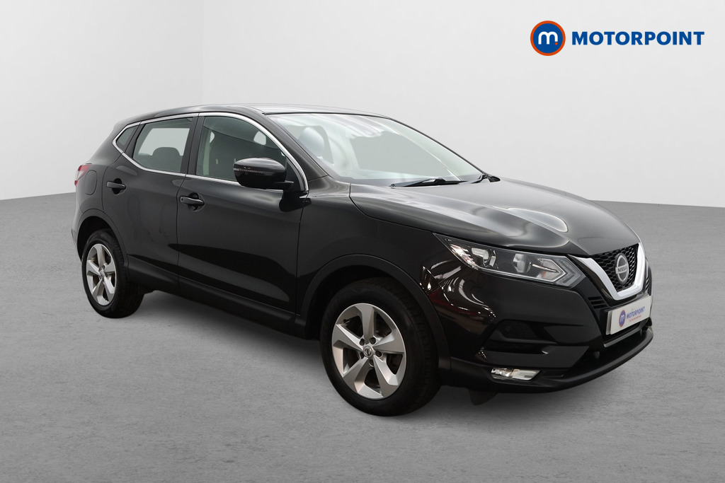Nissan Qashqai Acenta Premium Automatic Diesel SUV - Stock Number (1619282) - Drivers side front corner