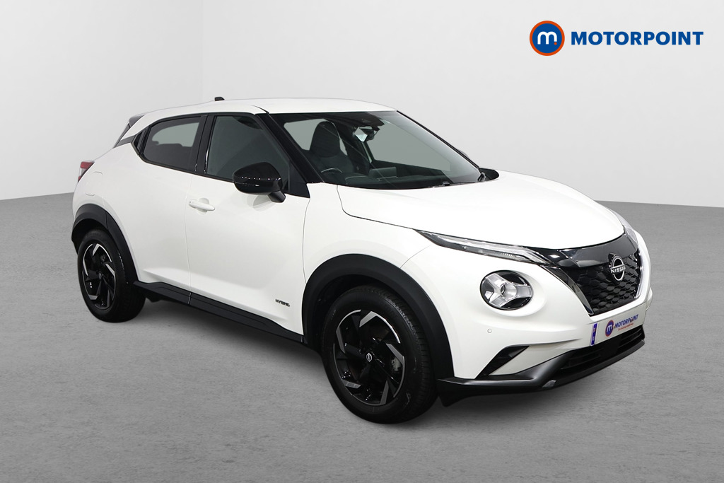 Nissan Juke N-Connecta Automatic Petrol-Electric Hybrid SUV - Stock Number (1620645) - Drivers side front corner