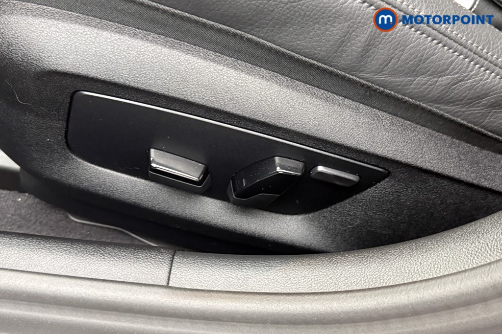 BMW 5 Series M Sport Automatic Diesel Estate - Stock Number (1621400) - 25th supplementary image