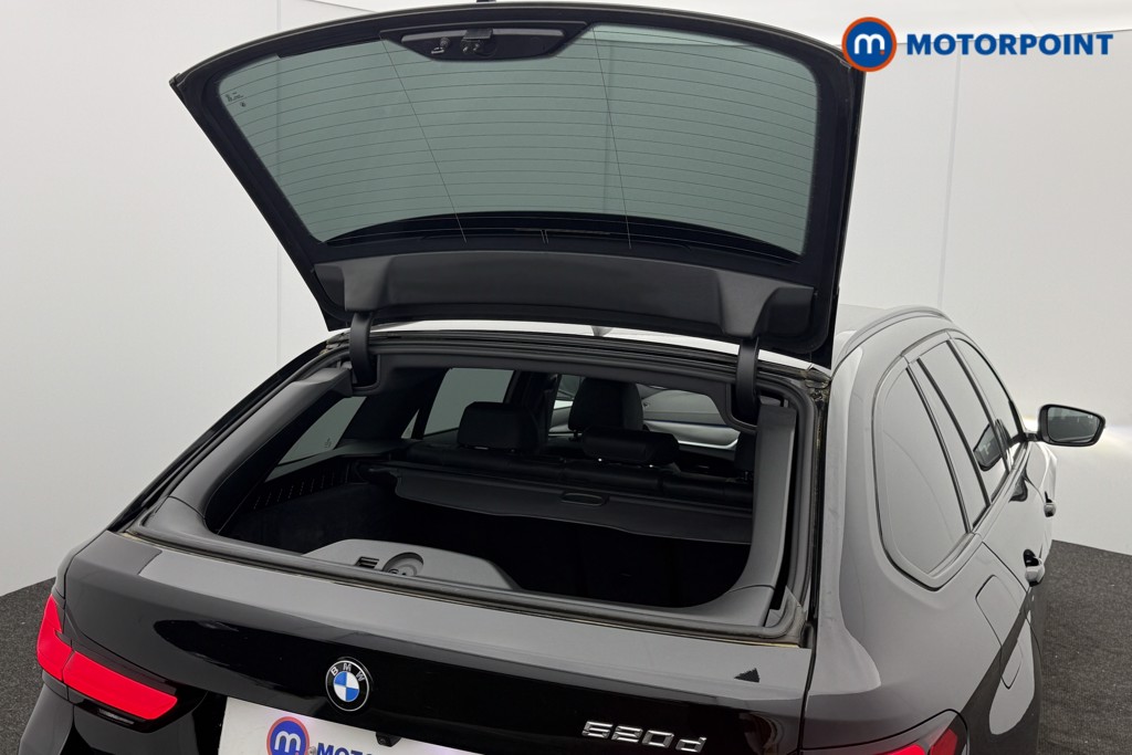 BMW 5 Series M Sport Automatic Diesel Estate - Stock Number (1621400) - 30th supplementary image