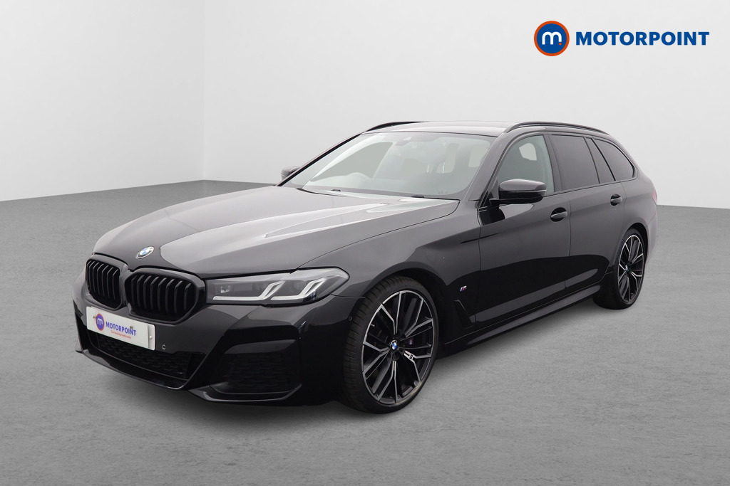 BMW 5 Series M Sport Automatic Diesel Estate - Stock Number (1621400) - Passenger side front corner