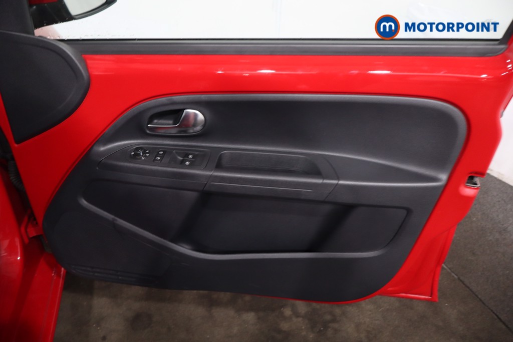 Volkswagen UP High Up Automatic Petrol Hatchback - Stock Number (1621761) - 21st supplementary image