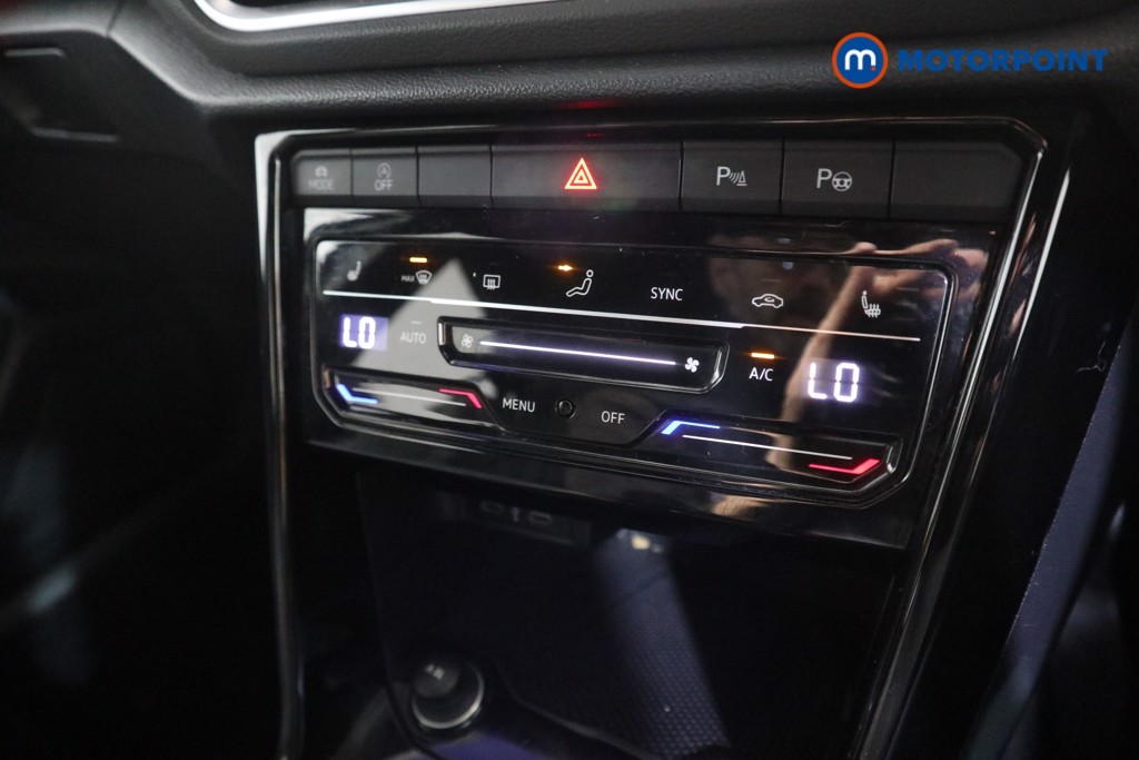 Volkswagen T-Roc R-Line Manual Diesel SUV - Stock Number (1622058) - 8th supplementary image