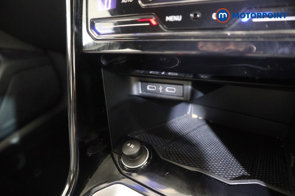 Volkswagen T-Roc R-Line Manual Diesel SUV - Stock Number (1622058) - 9th supplementary image