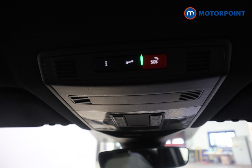 Volkswagen T-Roc R-Line Manual Diesel SUV - Stock Number (1622058) - 12th supplementary image