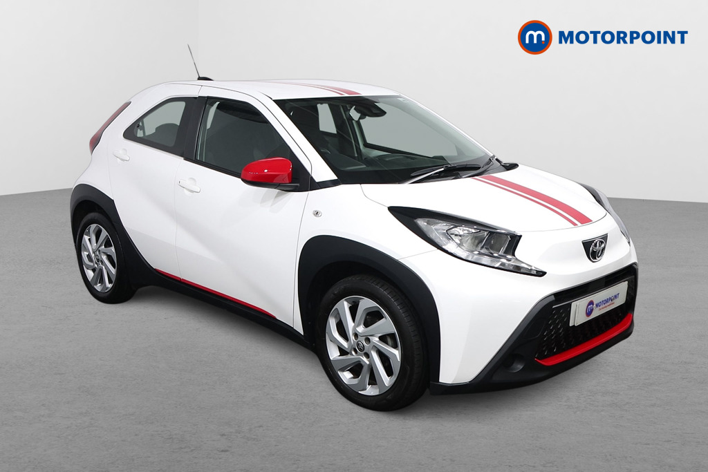 Toyota Aygo X Pure Manual Petrol Hatchback - Stock Number (1622697) - Drivers side front corner