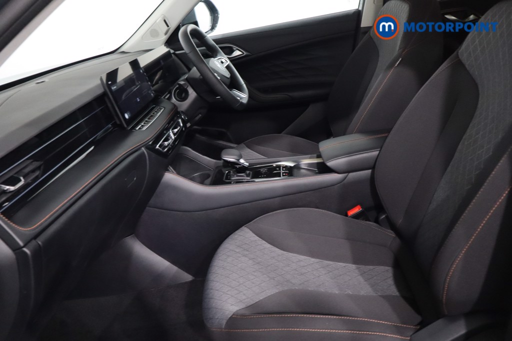 Mg Motor Uk HS SE Automatic Petrol-Electric Hybrid SUV - Stock Number (1623016) - 4th supplementary image