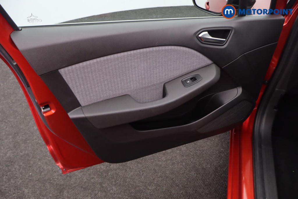 Renault Clio Techno Automatic Petrol-Electric Hybrid Hatchback - Stock Number (1623862) - 21st supplementary image