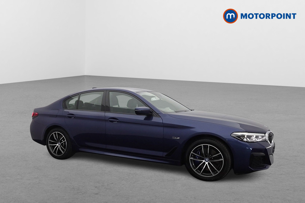 BMW 5 Series M Sport Automatic Petrol Plug-In Hybrid Saloon - Stock Number (1623957) - Drivers side front corner