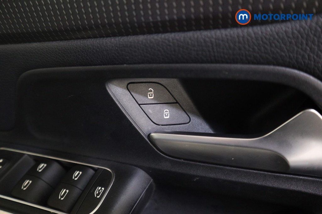 Mercedes-Benz GLA Sport Automatic Petrol SUV - Stock Number (1624137) - 14th supplementary image