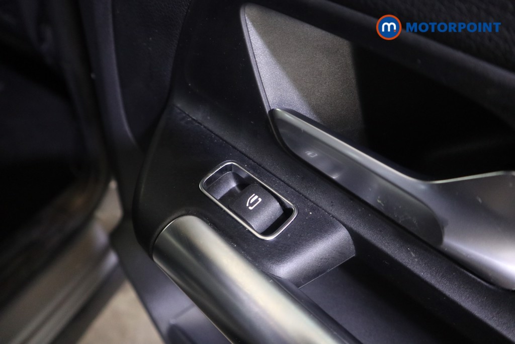 Mercedes-Benz GLA Sport Automatic Petrol SUV - Stock Number (1624137) - 22nd supplementary image