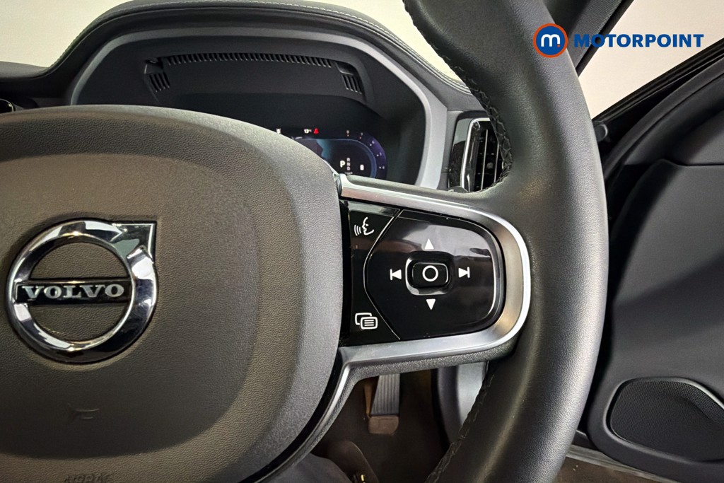 Volvo Xc60 Ultimate Black Edition Automatic Petrol SUV - Stock Number (1624633) - 4th supplementary image