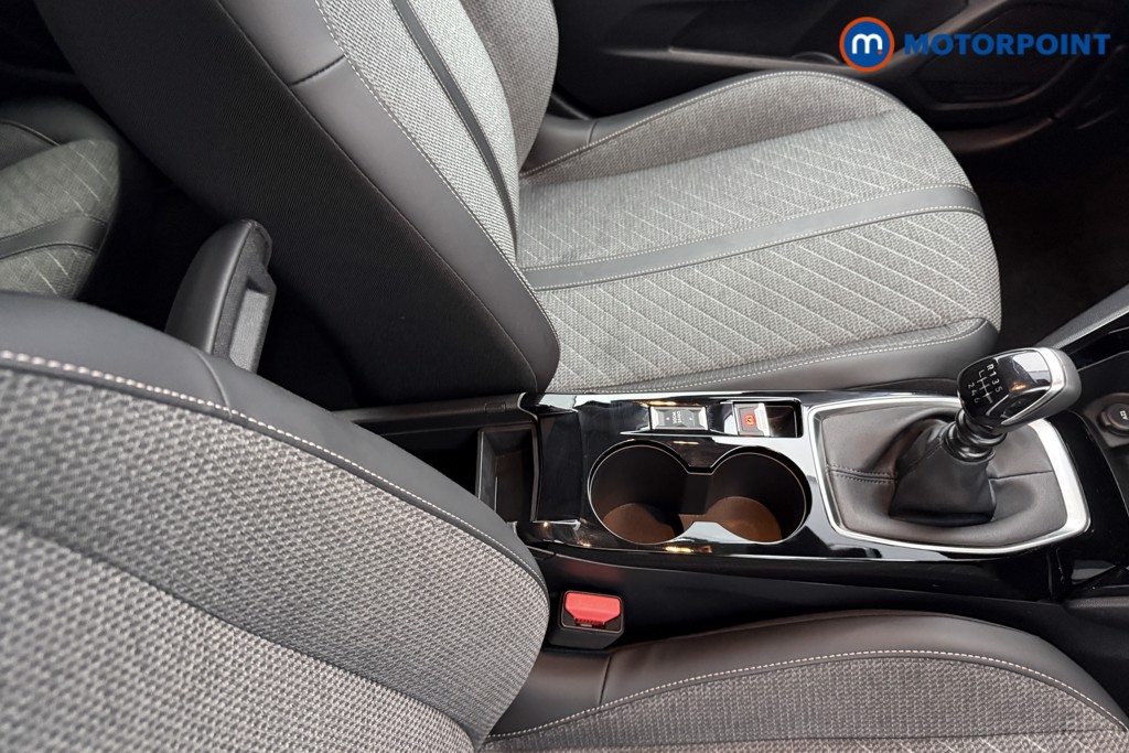 Peugeot 208 Allure Manual Petrol Hatchback - Stock Number (1624779) - 12th supplementary image