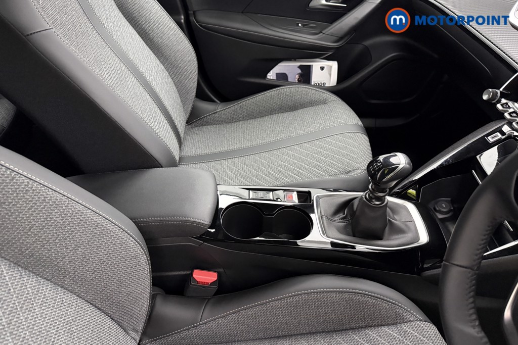 Peugeot 2008 Allure Manual Petrol SUV - Stock Number (1624944) - 12th supplementary image