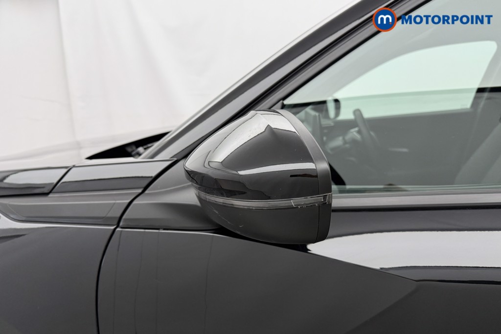 Peugeot 2008 Allure Manual Petrol SUV - Stock Number (1624944) - 21st supplementary image