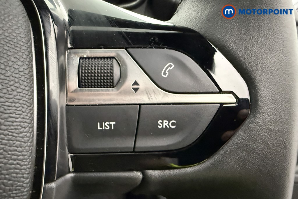 Peugeot 2008 Allure Manual Petrol SUV - Stock Number (1624945) - 4th supplementary image