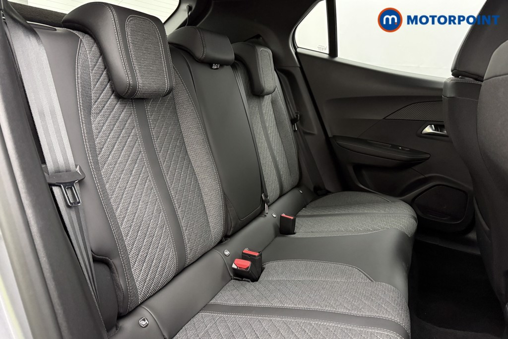 Peugeot 2008 Allure Manual Petrol SUV - Stock Number (1624945) - 18th supplementary image