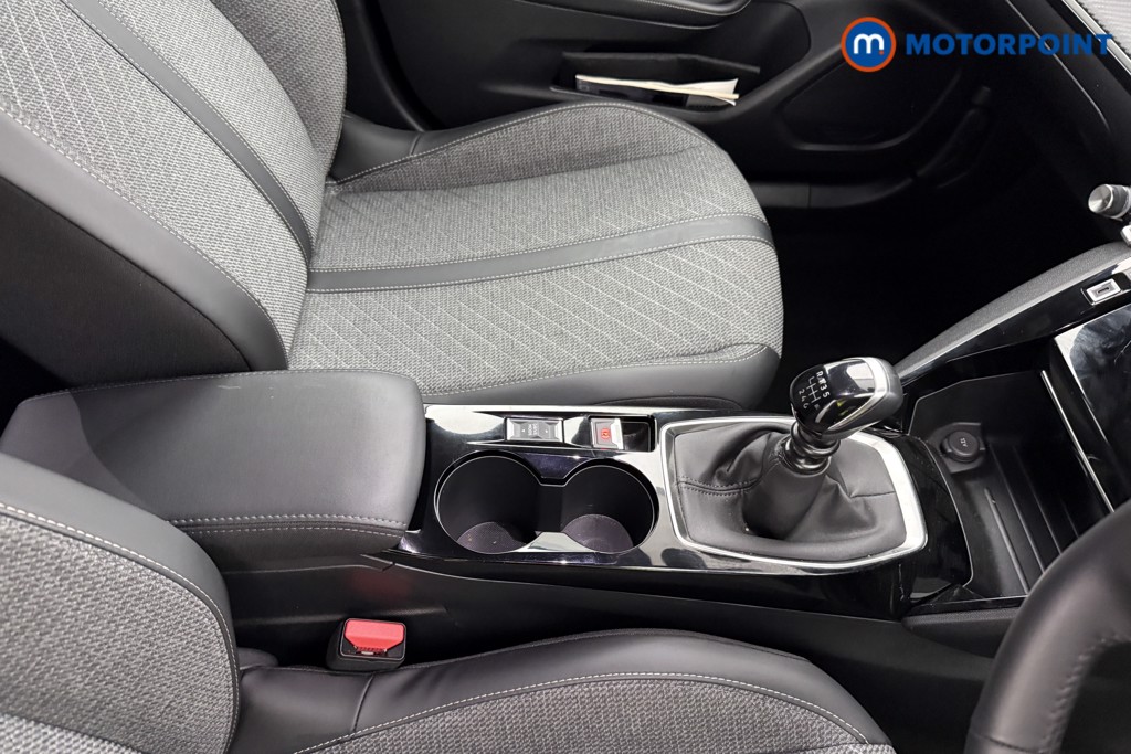 Peugeot 2008 Allure Manual Petrol SUV - Stock Number (1624998) - 12th supplementary image
