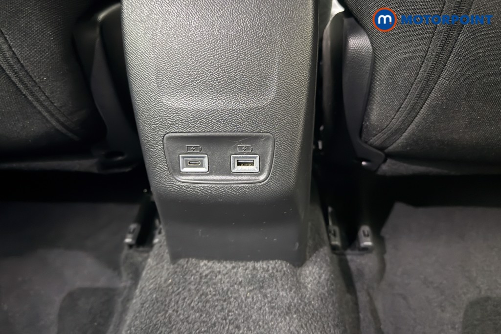 Peugeot 2008 Allure Manual Petrol SUV - Stock Number (1624998) - 18th supplementary image
