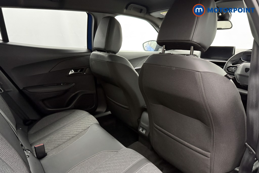 Peugeot 2008 Allure Manual Petrol SUV - Stock Number (1625013) - 17th supplementary image