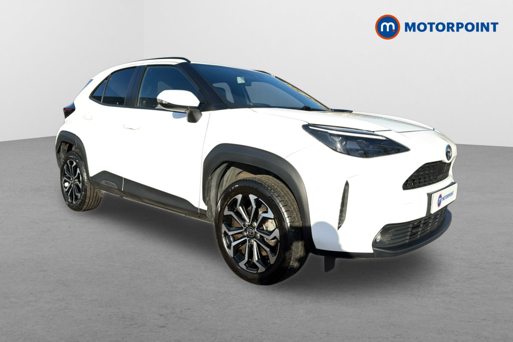 Toyota Yaris Cross Design Automatic Petrol-Electric Hybrid Estate - Stock Number (1625040) - Drivers side front corner
