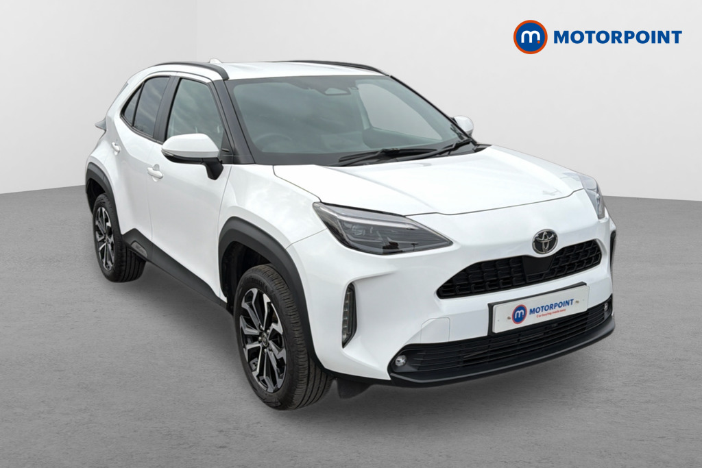 Toyota Yaris Cross Design Automatic Petrol-Electric Hybrid Estate - Stock Number (1625311) - Drivers side front corner