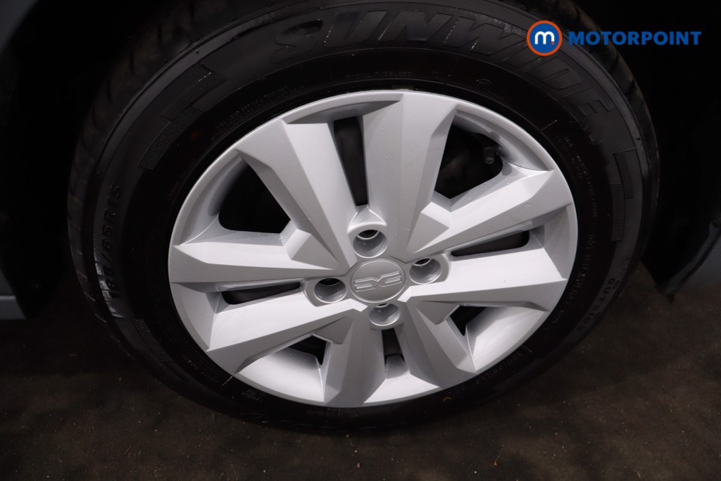 Dacia Sandero Expression Manual Petrol Hatchback - Stock Number (1625422) - 10th supplementary image