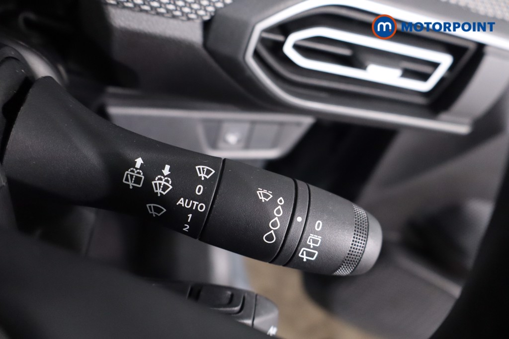 Dacia Sandero Expression Manual Petrol Hatchback - Stock Number (1625422) - 15th supplementary image
