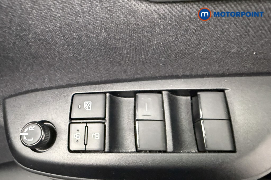 Toyota Yaris Cross Design Automatic Petrol-Electric Hybrid Estate - Stock Number (1625811) - 18th supplementary image