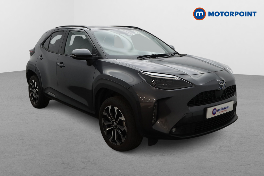Toyota Yaris Cross Design Automatic Petrol-Electric Hybrid Estate - Stock Number (1625811) - Drivers side front corner