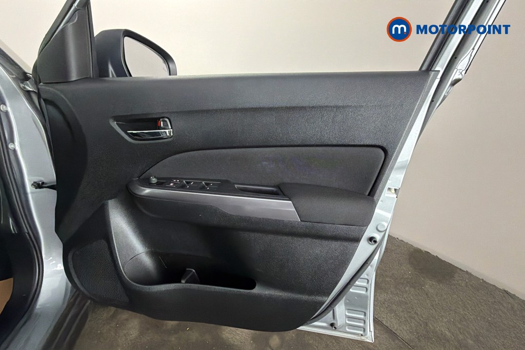 Suzuki Vitara Sz-T Manual Petrol SUV - Stock Number (1625871) - 19th supplementary image
