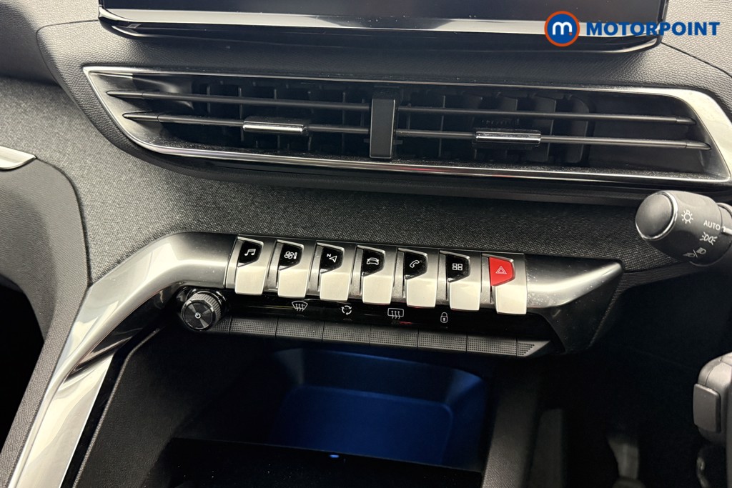 Peugeot 3008 Allure Premium Manual Petrol SUV - Stock Number (1625950) - 5th supplementary image