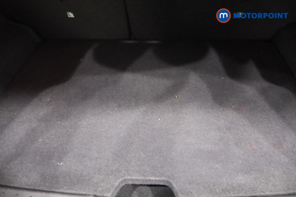 Nissan Juke Tekna Automatic Petrol SUV - Stock Number (1625992) - 6th supplementary image