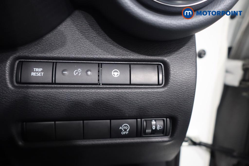 Nissan Juke Tekna Automatic Petrol SUV - Stock Number (1625992) - 14th supplementary image