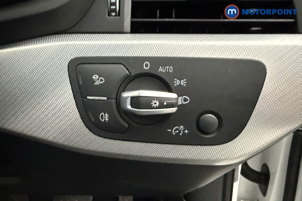 Audi A4 Technik Automatic Petrol Saloon - Stock Number (1626059) - 3rd supplementary image