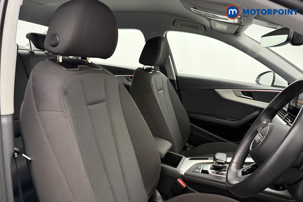 Audi A4 Technik Automatic Petrol Saloon - Stock Number (1626059) - 11th supplementary image