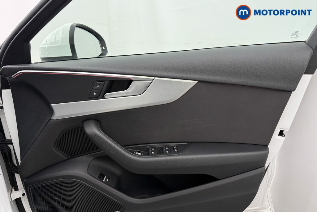 Audi A4 Technik Automatic Petrol Saloon - Stock Number (1626059) - 12th supplementary image