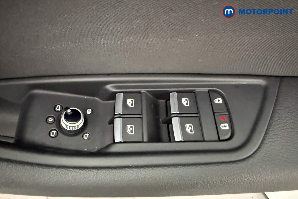 Audi A4 Technik Automatic Petrol Saloon - Stock Number (1626059) - 13th supplementary image