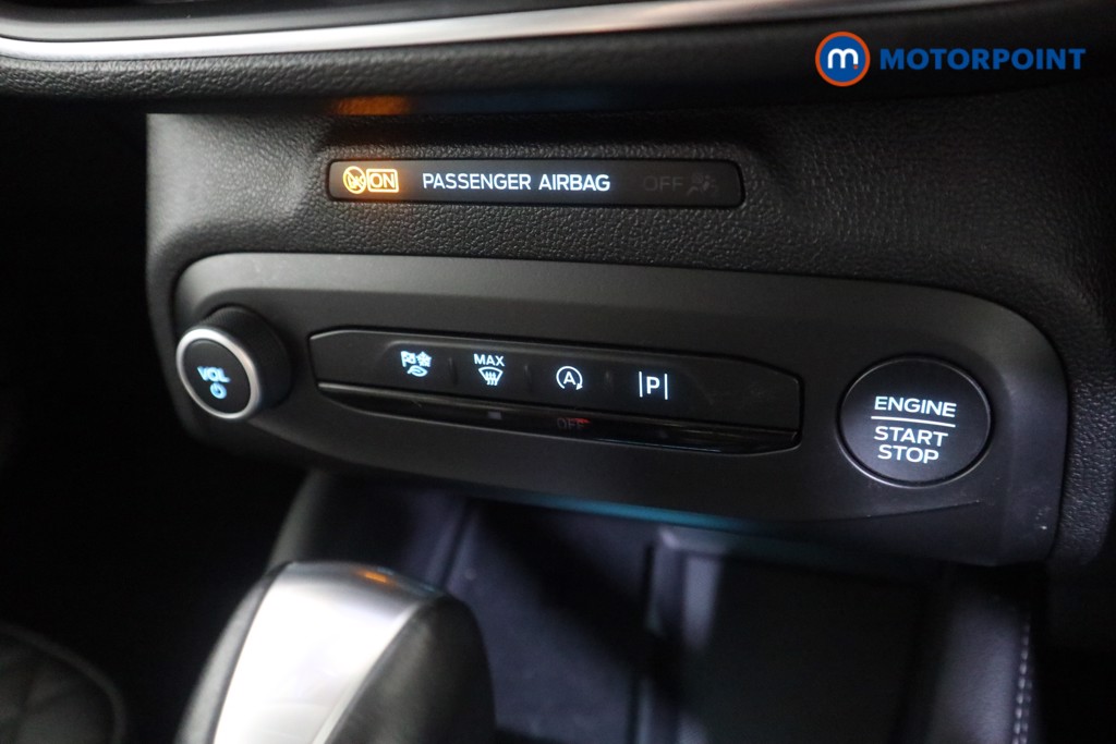 Ford Focus Active Vignale Automatic Petrol Hatchback - Stock Number (1626175) - 7th supplementary image