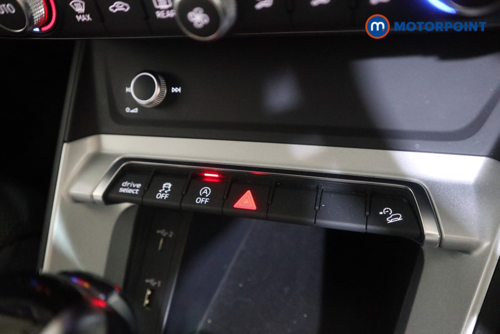 Audi Q3 Sport Automatic Petrol SUV - Stock Number (1626214) - 8th supplementary image