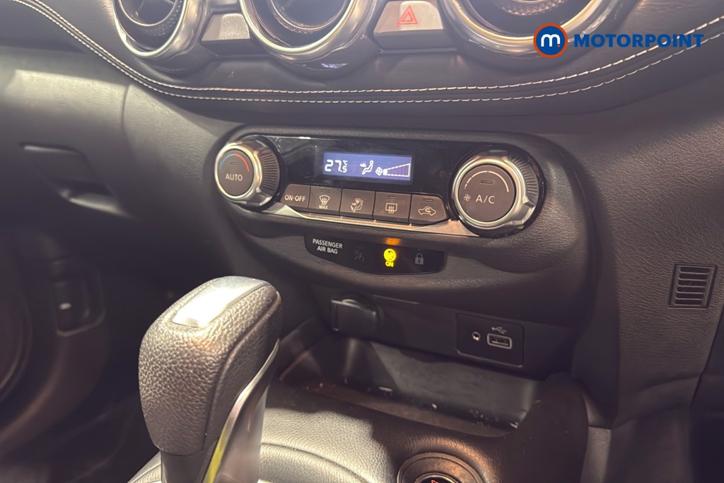 Nissan Juke N-Connecta Automatic Petrol SUV - Stock Number (1626491) - 12th supplementary image