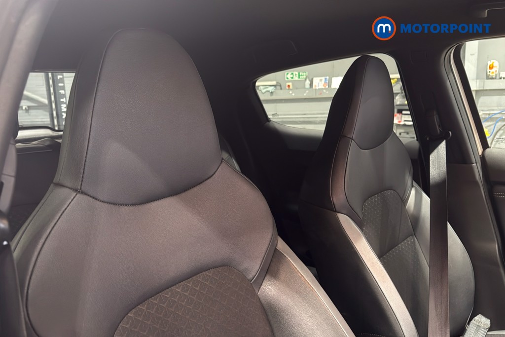 Nissan Juke N-Connecta Automatic Petrol SUV - Stock Number (1626491) - 23rd supplementary image