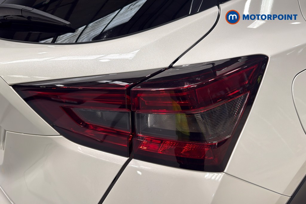 Nissan Juke N-Connecta Automatic Petrol SUV - Stock Number (1626491) - 38th supplementary image