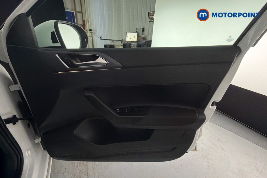 Volkswagen Taigo R-Line Automatic Petrol SUV - Stock Number (1626744) - 19th supplementary image