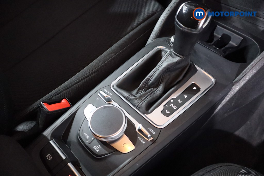 Audi Q2 Technik Automatic Diesel SUV - Stock Number (1627904) - 19th supplementary image