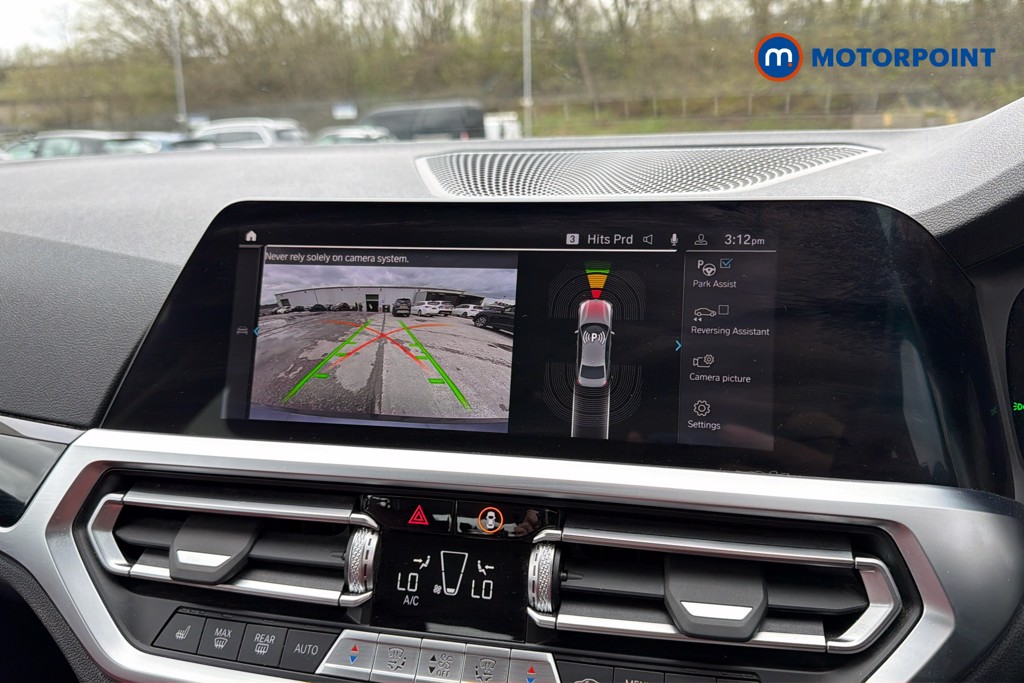 BMW 3 Series Sport Pro Automatic Petrol Plug-In Hybrid Saloon - Stock Number (1628060) - 13th supplementary image